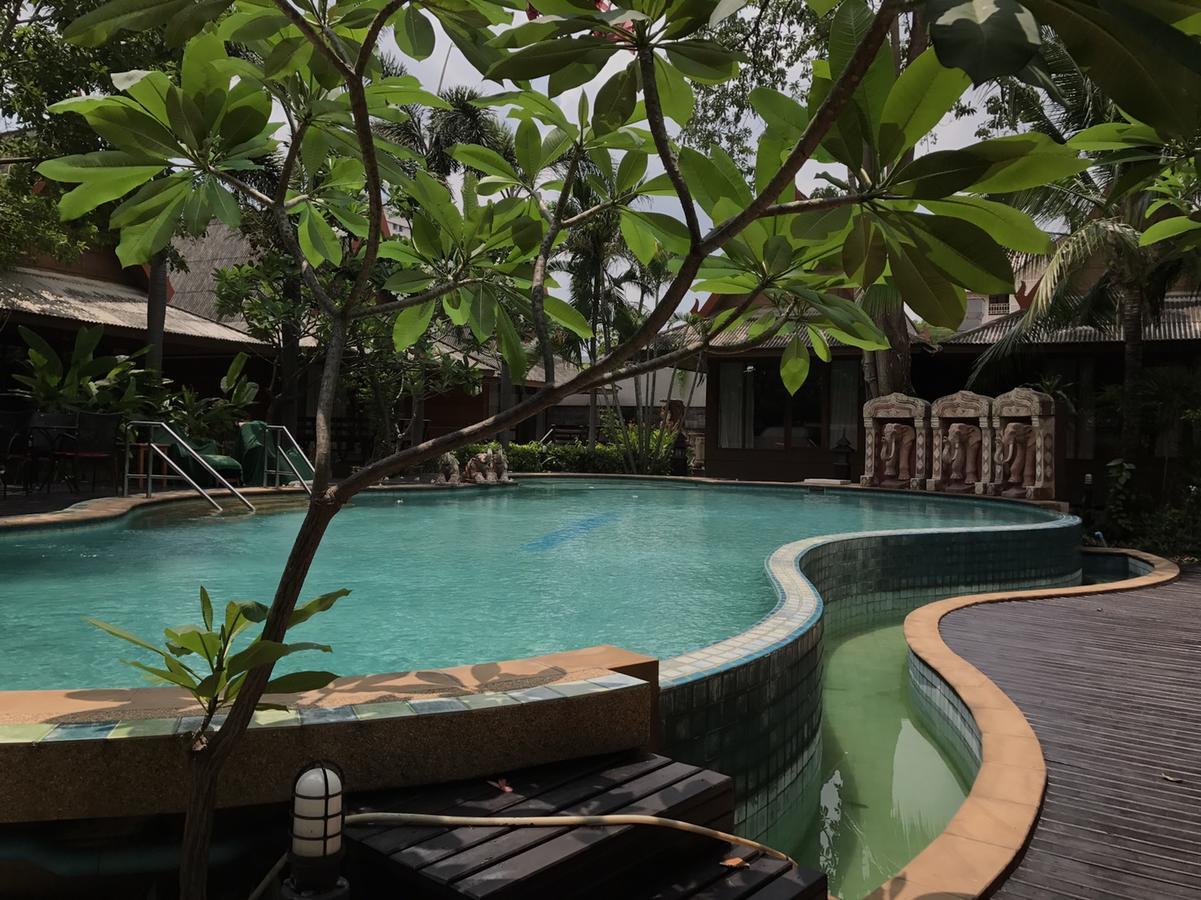The Imperial Home Hotel Pak Kret Eksteriør billede