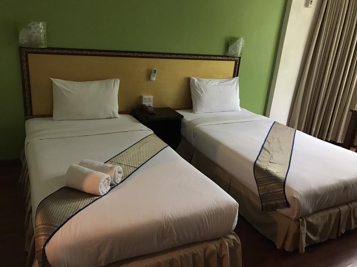 The Imperial Home Hotel Pak Kret Eksteriør billede